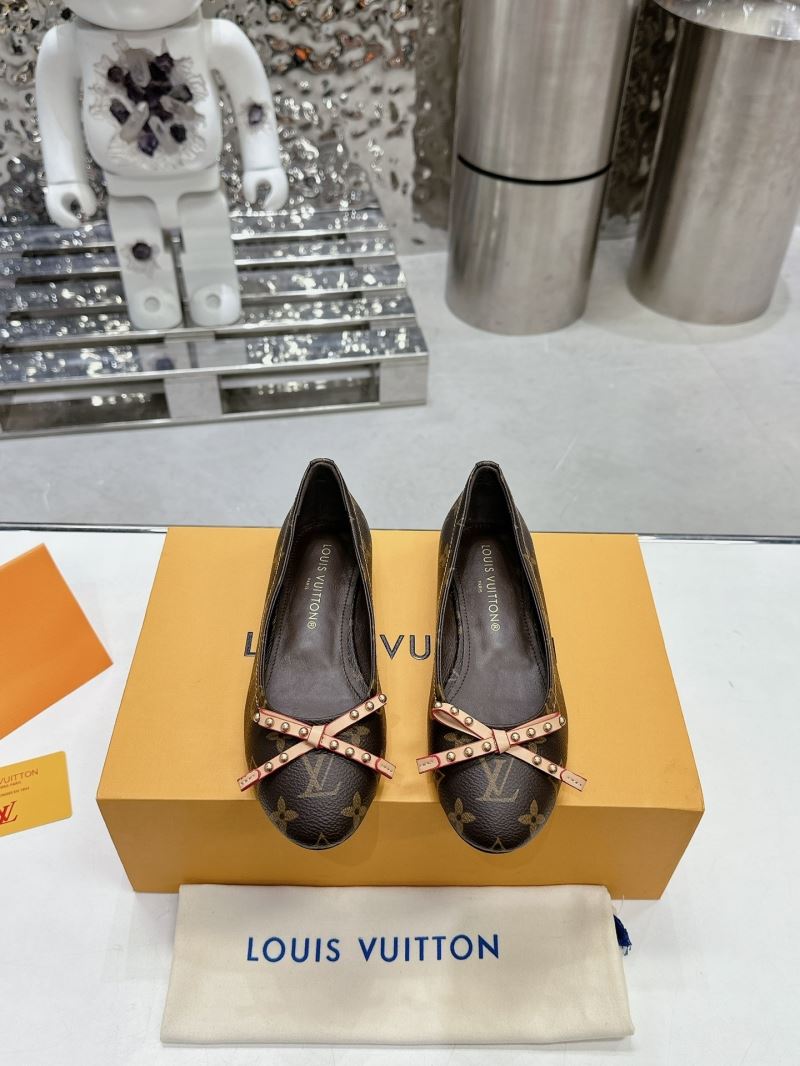 Louis Vuitton Flat Shoes